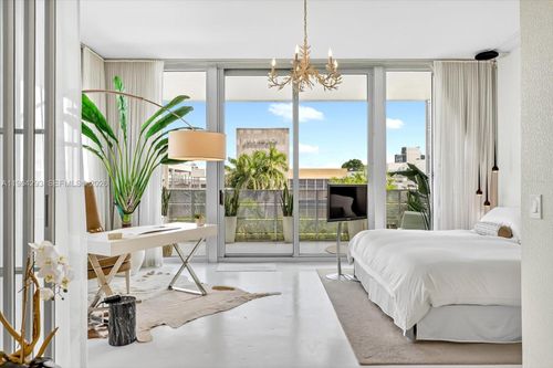 503-1700 Meridian Ave, Miami Beach, FL, 33139-1842 | Card Image