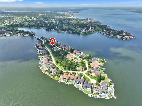 38 Benthaven E, Montgomery, TX, 77356-8199 | Card Image