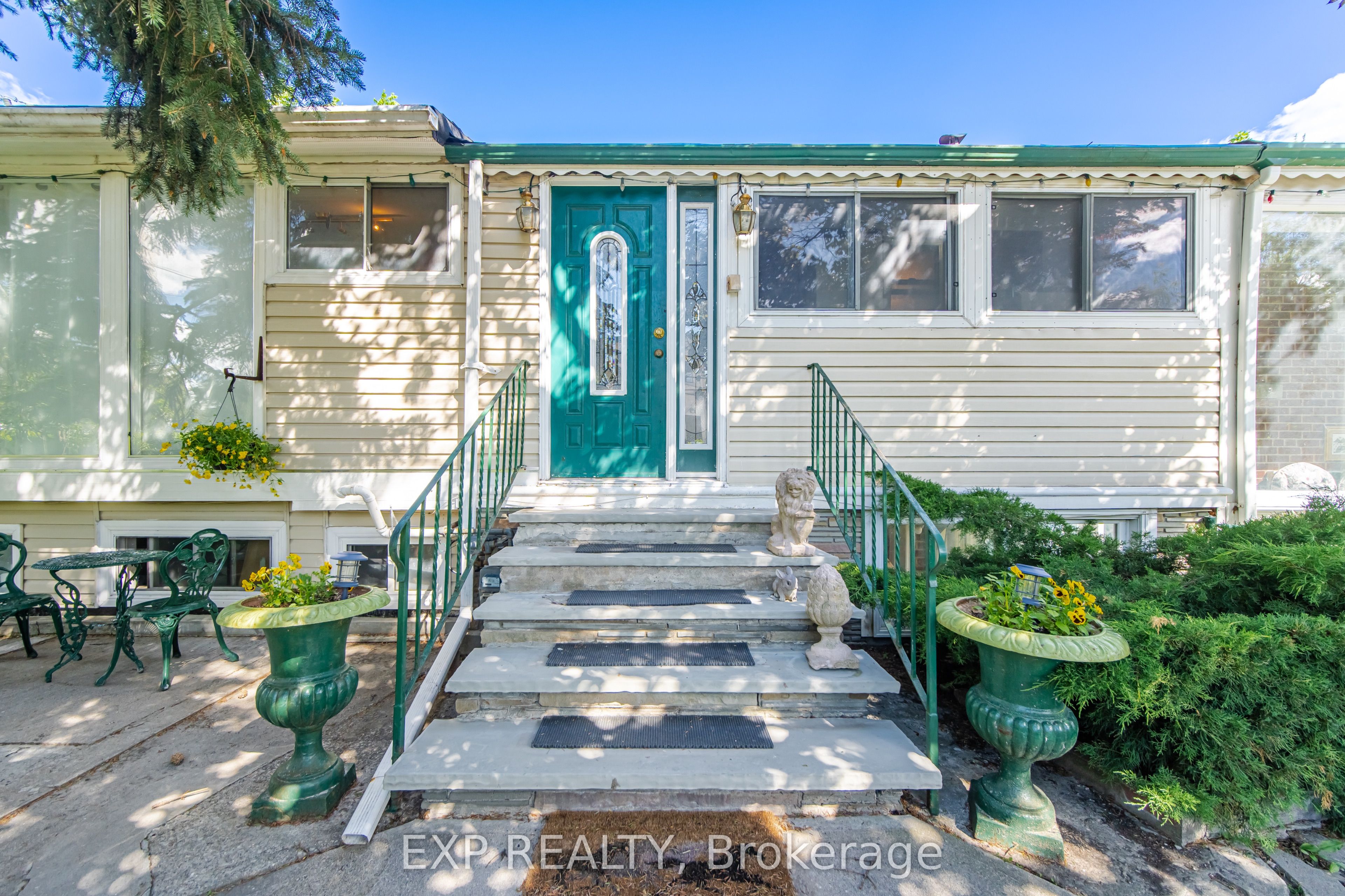Residential in Toronto E06 4