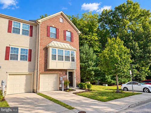 912 Hopkins Cor, GLEN BURNIE, MD, 21060-8452 | Card Image