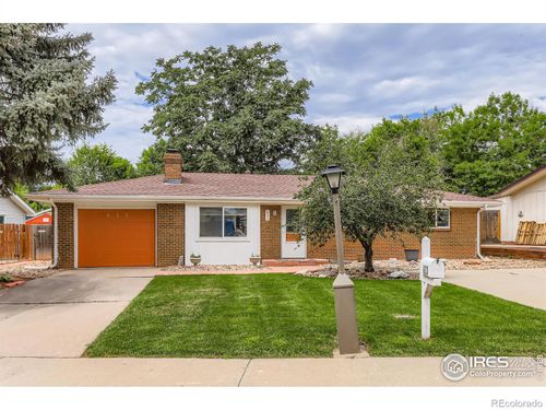 633 Hilltop St, Longmont, CO, 80504-4609 | Card Image