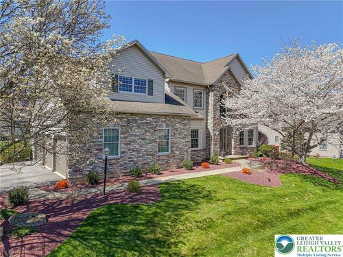 1520 Stump Rd, Forks Twp, PA, 18040-8184 | Card Image