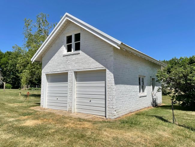 38364 200 Th St, House other with 3 bedrooms, 3 bathrooms and null parking in Springfield MN | Image 99