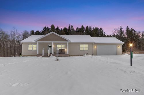 2065 Hjermstad Road, Ionia, MI, 48846 | Card Image