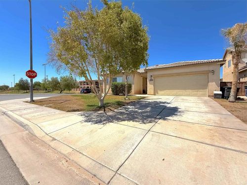 48 W Robin St, Heber, CA, 92249-9646 | Card Image