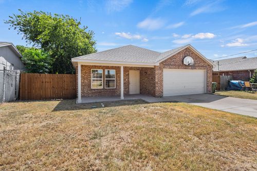 4920 S Peachtree Rd, Balch Springs, TX, 75180-3813 | Card Image