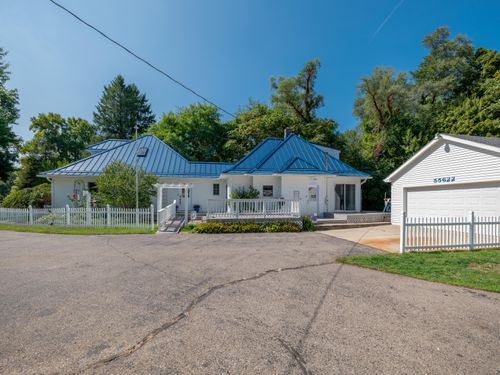 55622 Red Arrow Hwy, Lawrence, MI, 49064-9793 | Card Image