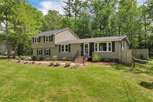 806 Northline Rd, Center Tuftonboro, NH, 03816-5306 | Card Image