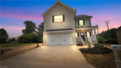 115 Glasmere Court, Winston-Salem, NC, 27101 | Card Image