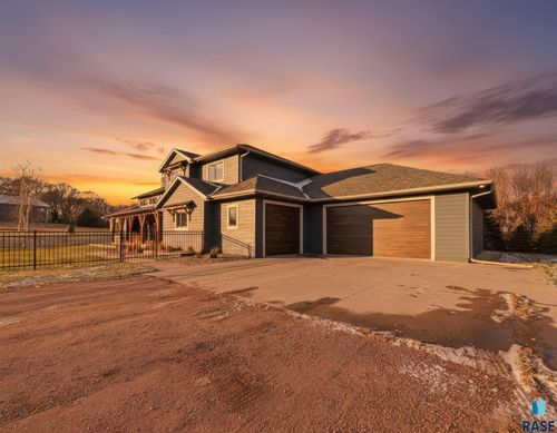 47760 254th St Street, Garretson, SD, 57030 | Card Image