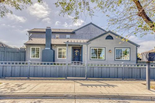 203 Sansome St, Salinas, CA, 93907 | Card Image