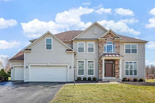 3249 Winding Woods Dr, Powell, OH, 43065-7377 | Card Image