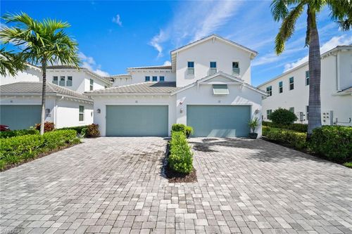 unit-202-8936 Saint Lucia Dr, NAPLES, FL, 34114-2922 | Card Image