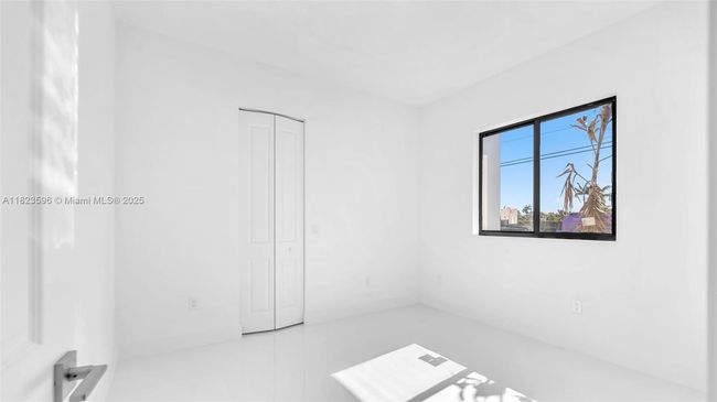 15455 Sw 232 Nd St, House other with 5 bedrooms, 4 bathrooms and null parking in Miami FL | Image 33