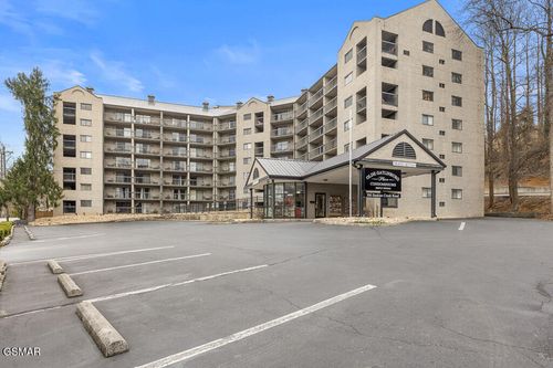 2a-306 Baskins Creek Rd, Gatlinburg, TN, 37738-3504 | Card Image