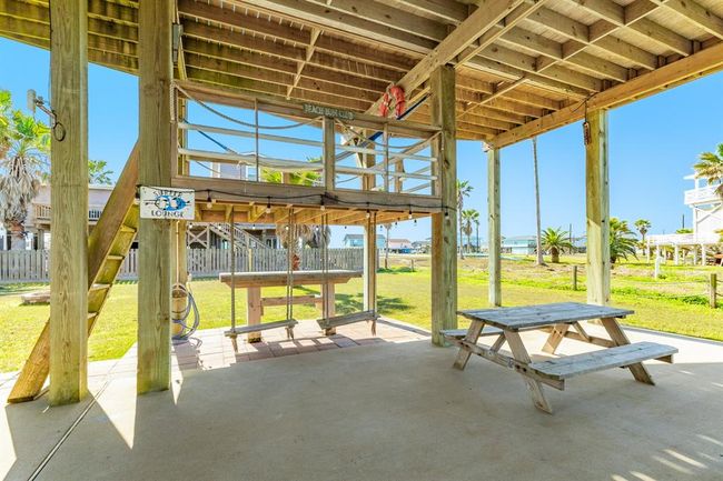 307 Murex St, House other with 3 bedrooms, 2 bathrooms and null parking in Surfside Beach TX | Image 10