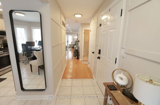 695 Poplar Rd, House other with 2 bedrooms, 4 bathrooms and 2 parking in Milton ON | Image 7