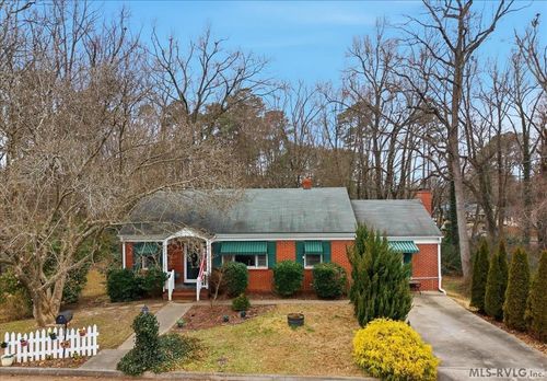 606 Northington Street, South Hill, VA, 23970 | Card Image