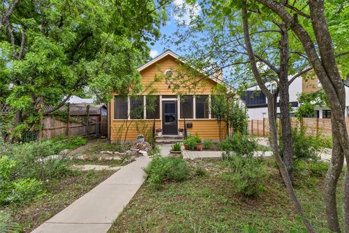 2105 Brackenridge St, Austin, TX, 78704-4322 | Card Image