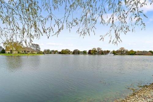 2314 W Dickinson Court, Mequon, WI, 53092 | Card Image