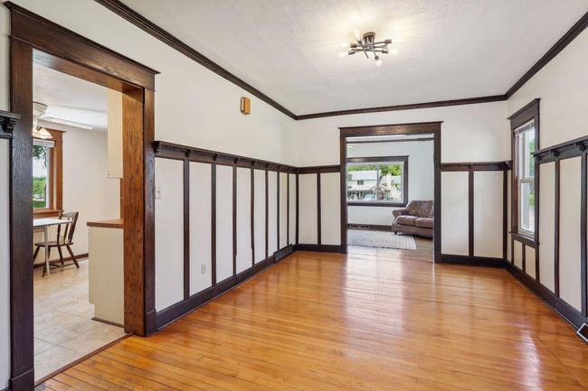 401 Highway 7, House other with 5 bedrooms, 2 bathrooms and null parking in Excelsior MN | Image 6