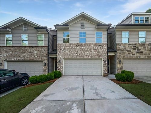 3279 Wild Basil Ln, Buford, GA, 30519-7716 | Card Image