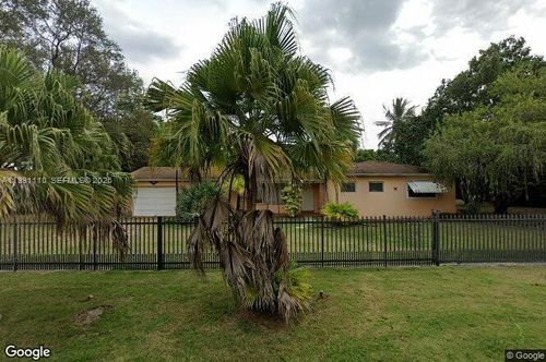 7025-7025 Sw 71st Ct, Miami, FL, 33143 | Card Image