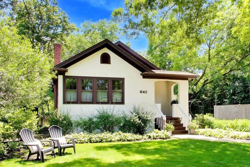 642 Gray Ave, Highland Park, IL, 60035-4014 | Card Image
