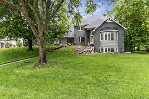 17702 Layton Ct, Lakeville, MN, 55044-5218 | Card Image