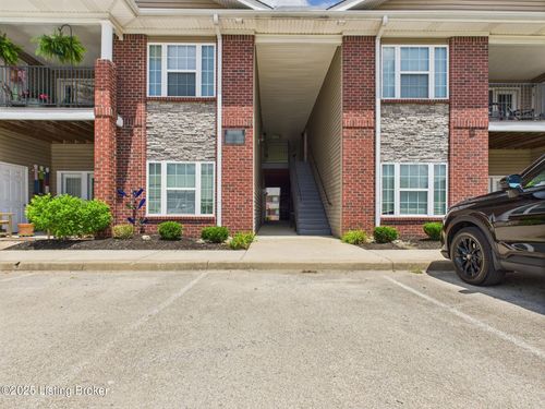 204-9402 Clubview Dr, Louisville, KY, 40291-4878 | Card Image
