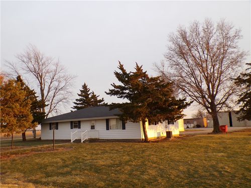 199 Cr 1500n, Bethany, IL, 61914 | Card Image