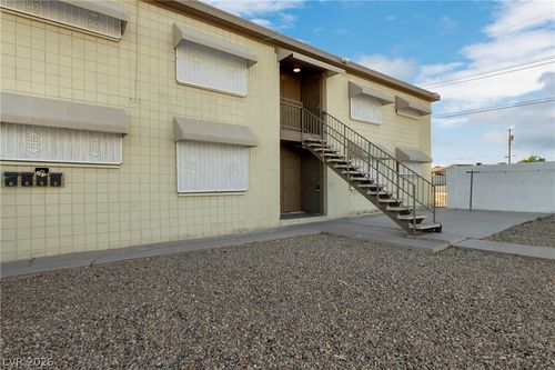 apt-4-212 Kola St, Henderson, NV, 89015-5787 | Card Image