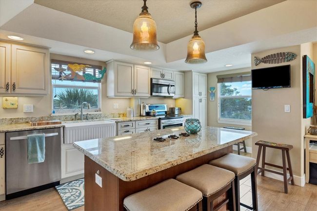 UNIT-408 - 4325 Gulf Of Mexico Dr, Condo with 2 bedrooms, 2 bathrooms and null parking in LONGBOAT KEY FL | Image 5