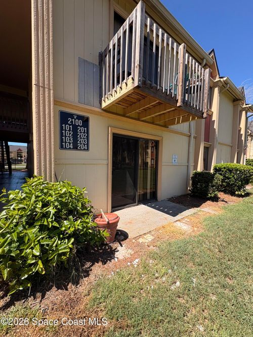 00-102-2100 Forest Knoll Drive Ne, PALM BAY, FL, 32905 | Card Image