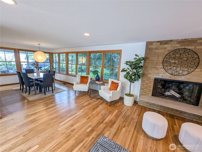 9233 Se 59 Th St, House other with 4 bedrooms, 3 bathrooms and null parking in Mercer Island WA | Image 10