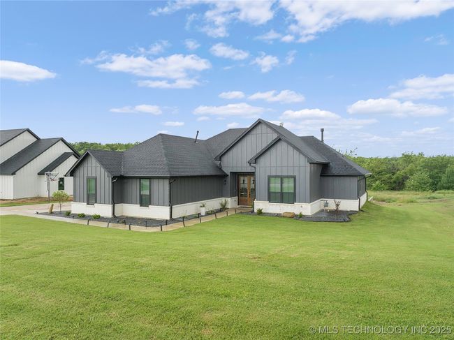 1013 Prairie View Rd, House other with 3 bedrooms, 2 bathrooms and null parking in Ardmore OK | Image 41