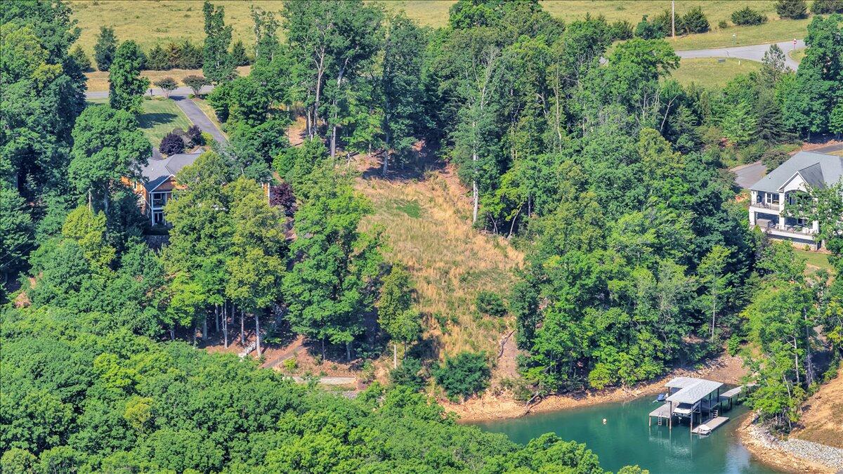 Land in Penhook 4