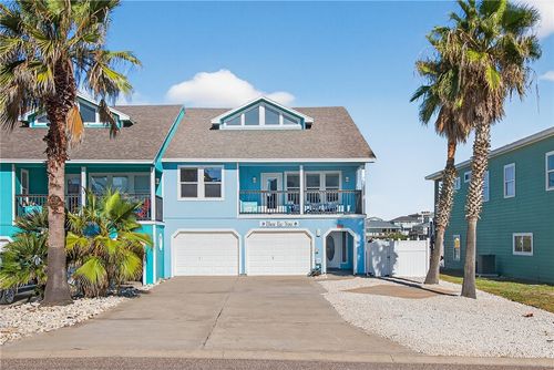 657 Anchor Dr, Port Aransas, TX, 78373-6015 | Card Image