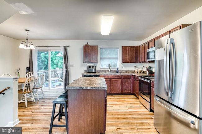 1905 Crepe Myrtle Ln, House attached with 4 bedrooms, 2 bathrooms and null parking in CULPEPER VA | Image 9