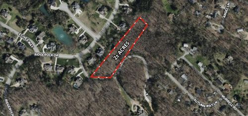 2 Saint Nicholas Way, Signal Mountain, TN, 37377 | Card Image