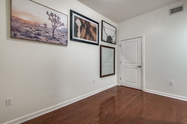 Den/Office | Image 6