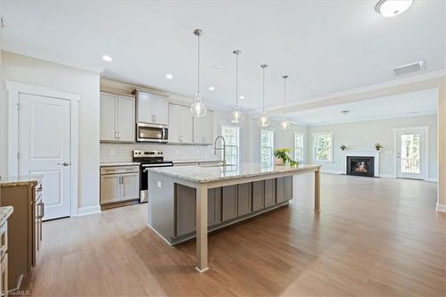 45-406 Stonewell Ct, Pleasant Garden, NC, 27313 | Card Image