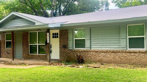 1115 Casa Dr, Mesquite, TX, 75149-5225 | Card Image