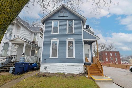 110 N Madison Avenue, Bay City, MI, 48708 | Card Image