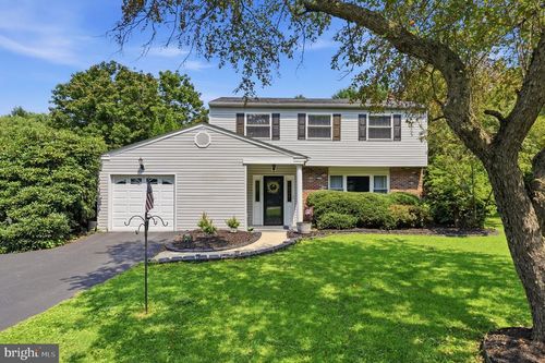 829 Frank Rd, WEST CHESTER, PA, 19380-1914 | Card Image