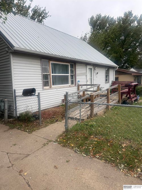 4022 Redick Ave, Omaha, NE, 68112-2969 | Card Image