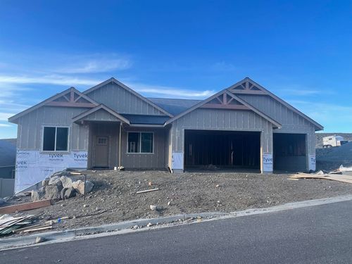 74 E Center Ln, Spokane, WA, 99208-1712 | Card Image