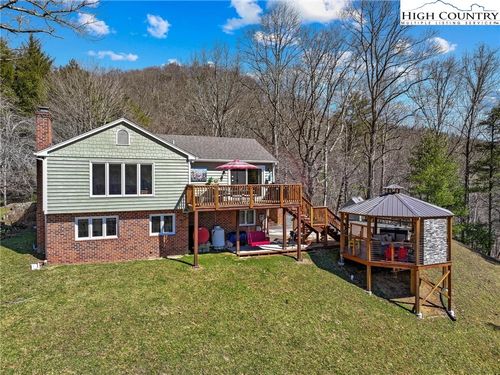 249 Hickory Trl, Banner Elk, NC, 28604 | Card Image