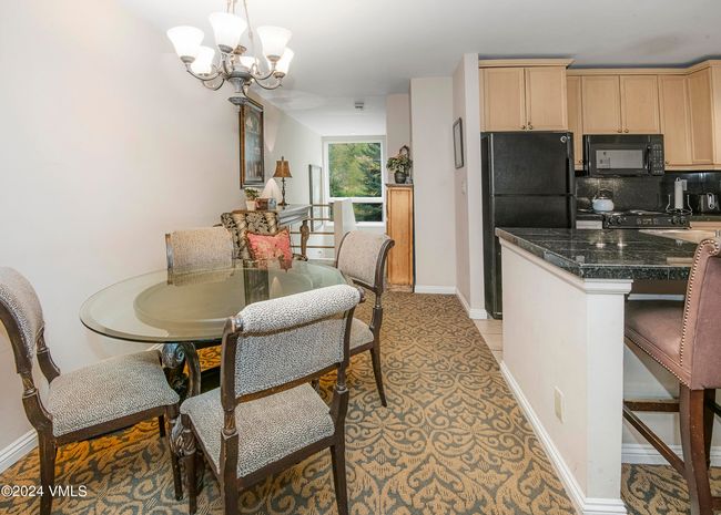 2313 - 1100 N Frontage Rd W, Condo with 2 bedrooms, 2 bathrooms and 1 parking in Vail CO | Image 6