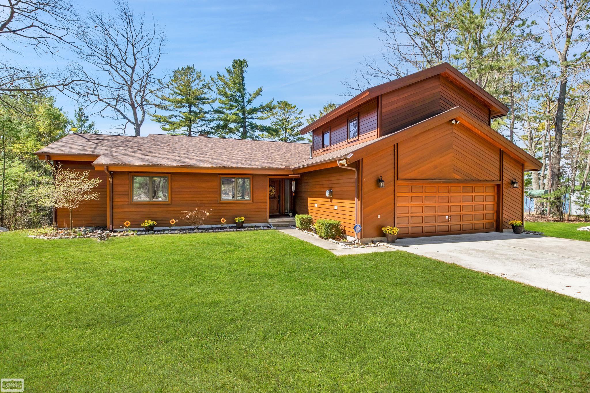 Loud Dr, Oscoda, MI 48750